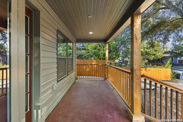 315 E Craig Pl Property Photo 37
