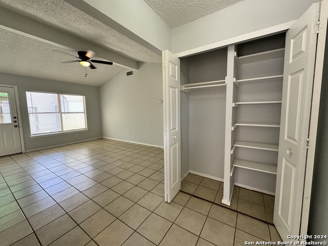 6604 Spring Hurst St Property Photo 12