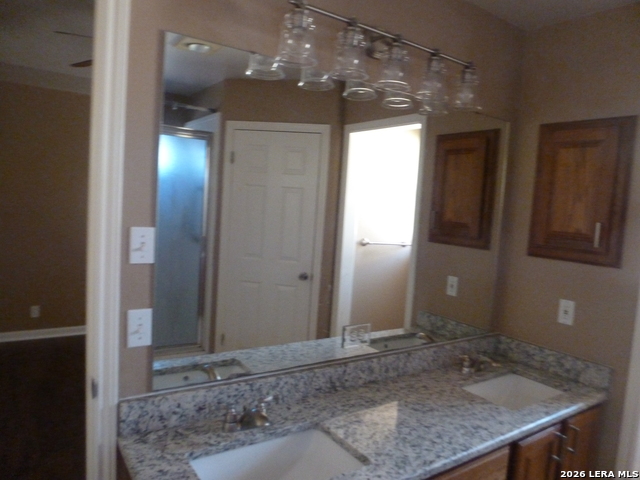 1527 Dustin Cade Dr Property Photo 6