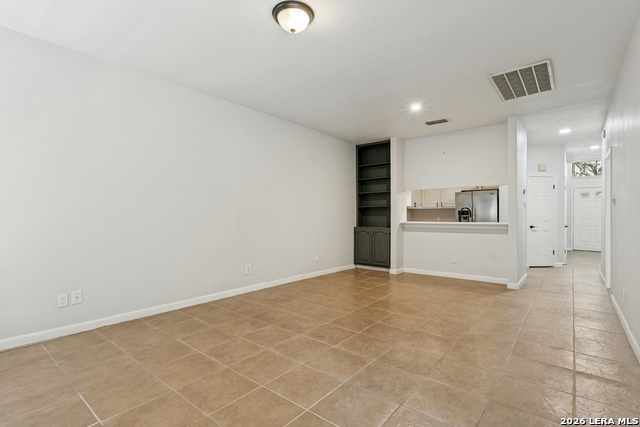 13024 Trent St Property Photo 3