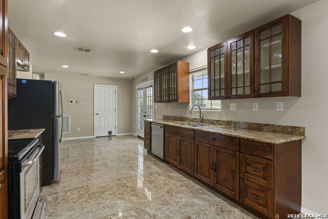 14414 Allwood St Property Photo 13