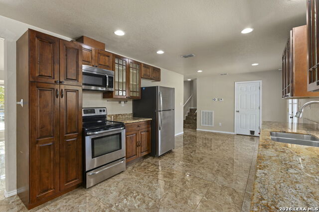 14414 Allwood St Property Photo 14