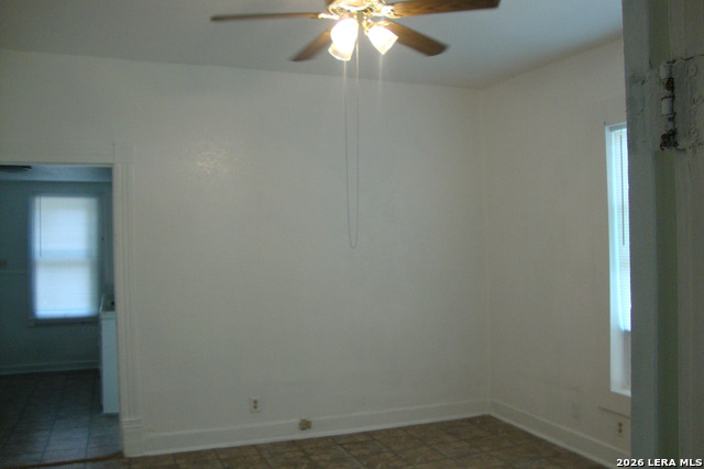 136 E Dullnig Ct Property Photo 5