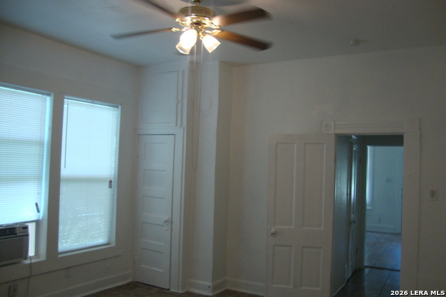 136 E Dullnig Ct Property Photo 6