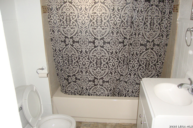 136 E Dullnig Ct Property Photo 7