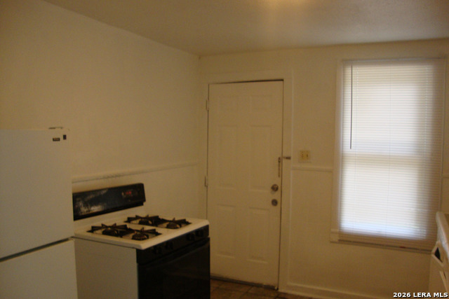 136 E Dullnig Ct Property Photo 9