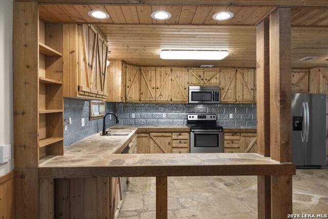 138 Comanche Path Property Photo 18