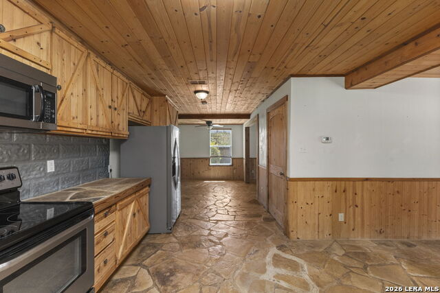 138 Comanche Path Property Photo 19
