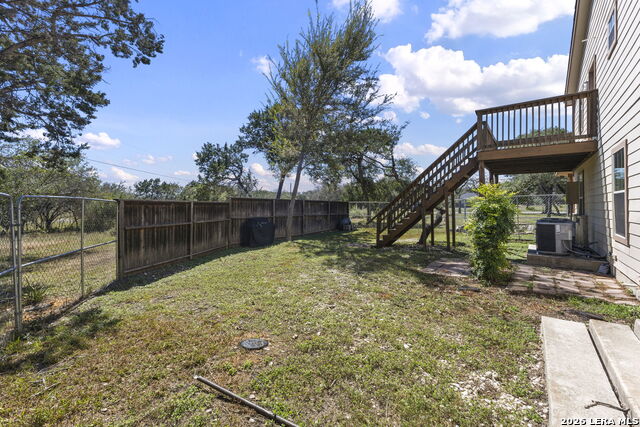 138 Comanche Path Property Photo 37