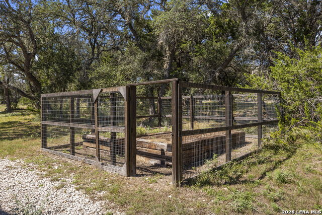 138 Comanche Path Property Photo 40