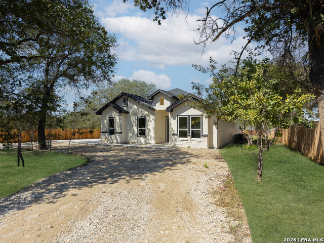 4811 Blue Beech Dr Property Photo 2
