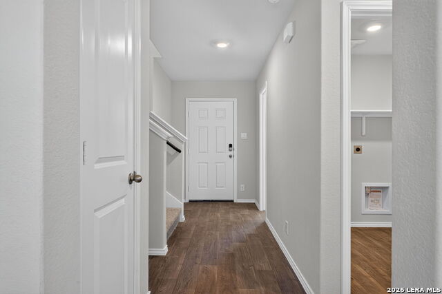 1159 Pacific Monarch Property Photo 5