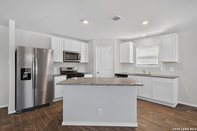 1159 Pacific Monarch Property Photo 11
