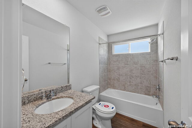 1159 Pacific Monarch Property Photo 27