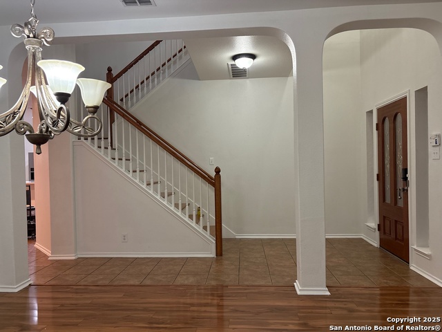 101 Yeager Cir Property Photo 4