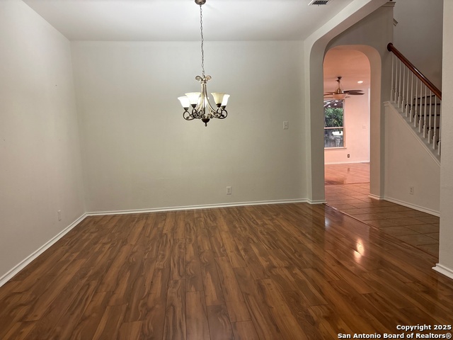 101 Yeager Cir Property Photo 5