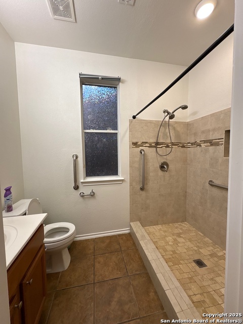 101 Yeager Cir Property Photo 8