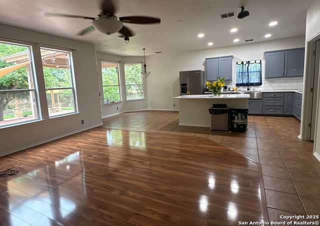 101 Yeager Cir Property Photo 12