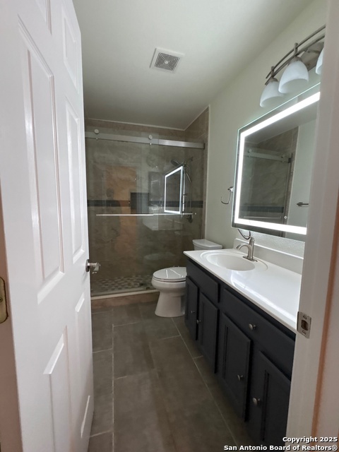 101 Yeager Cir Property Photo 18