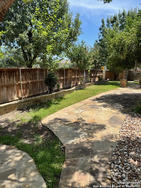 101 Yeager Cir Property Photo 30