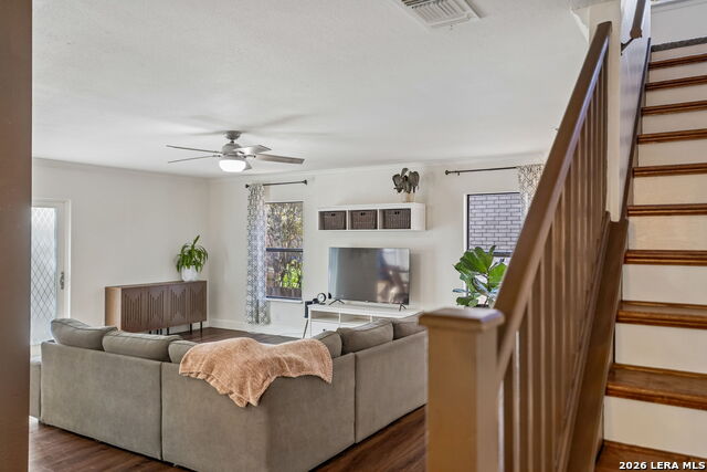9632 Dover Rdg Property Photo 10