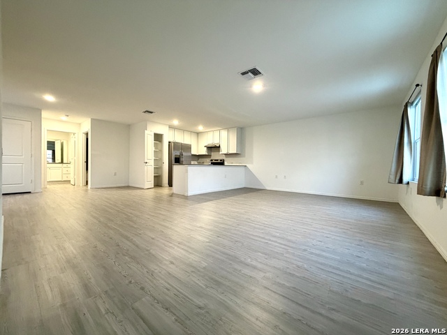 1123 Janzen Rd Property Photo 3