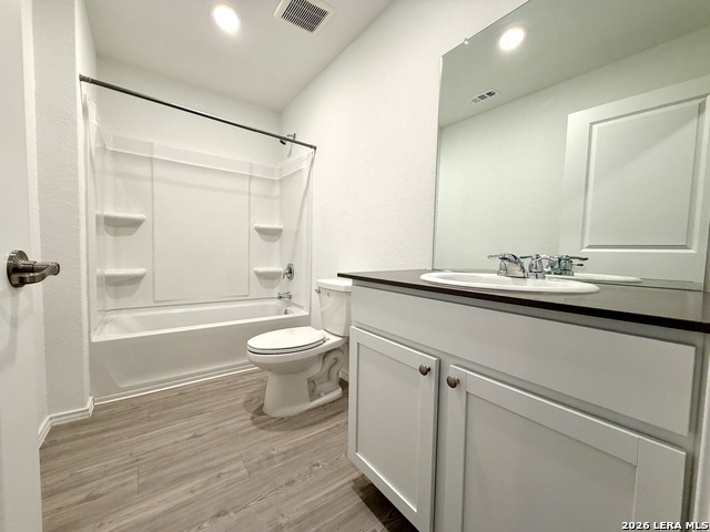 1123 Janzen Rd Property Photo 26