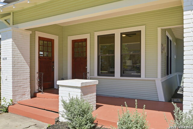 619 W Kings Hwy Property Photo 3