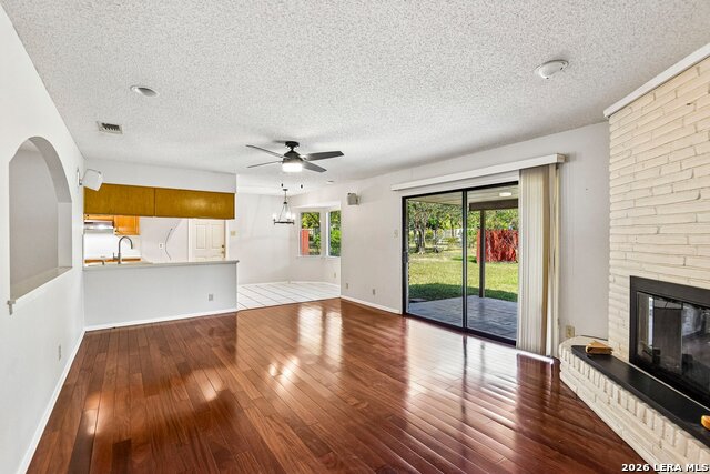 8714 Midcrown Dr Property Photo 7