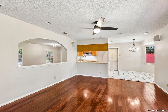 8714 Midcrown Dr Property Photo 8