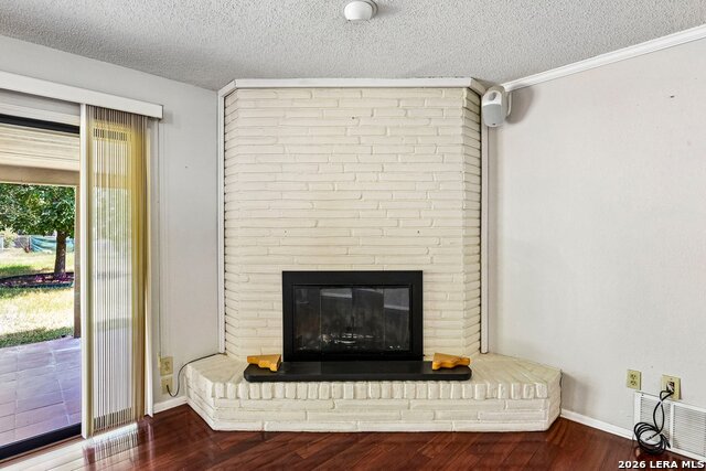 8714 Midcrown Dr Property Photo 9