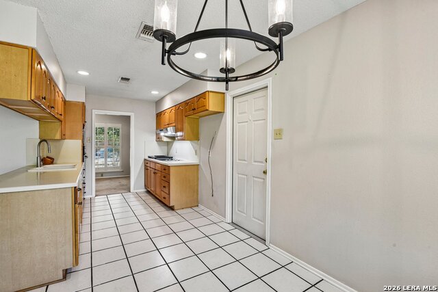 8714 Midcrown Dr Property Photo 14