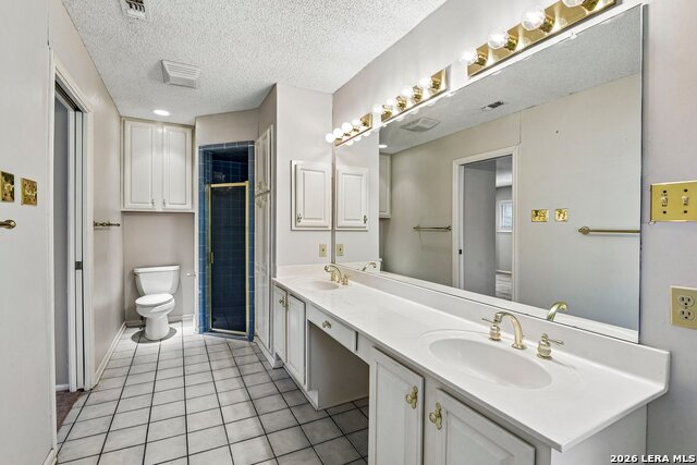 8714 Midcrown Dr Property Photo 39