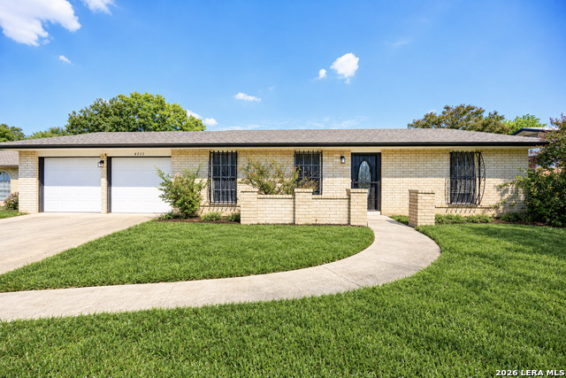 4355 Springview Dr Property Photo 1