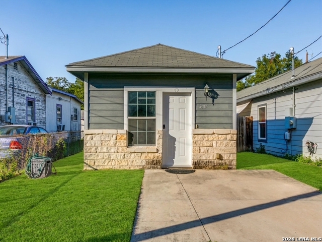 4307 Monterey St Property Photo