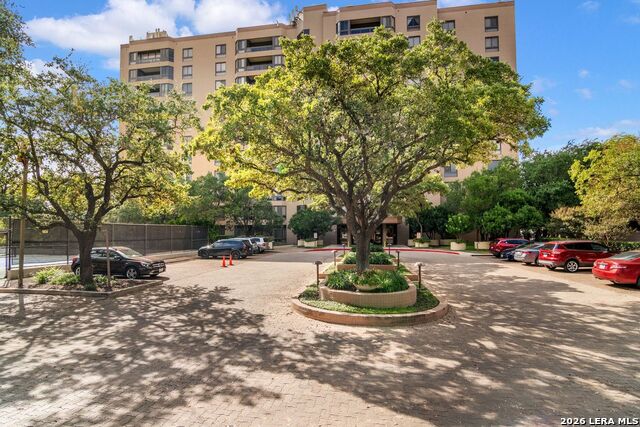 7887 Broadway Property Photo 1