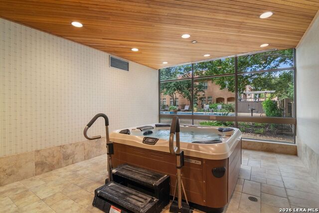 7887 Broadway Property Photo 45