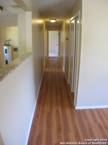 526 Tamarack Dr Property Photo 10