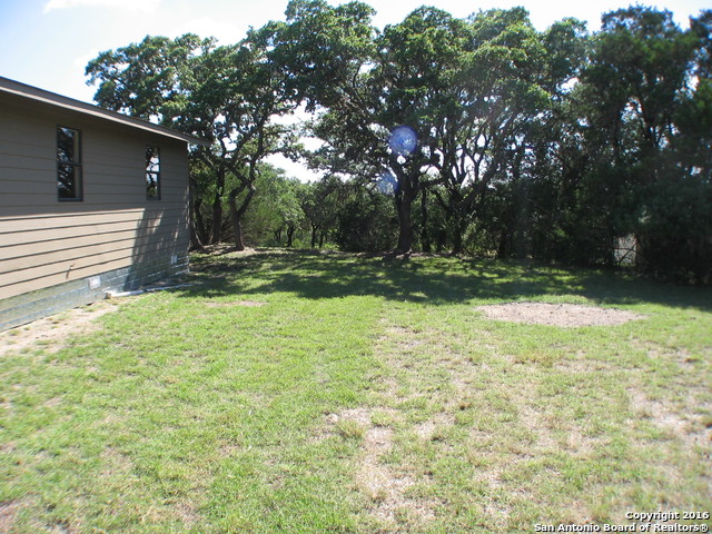 526 Tamarack Dr Property Photo 17