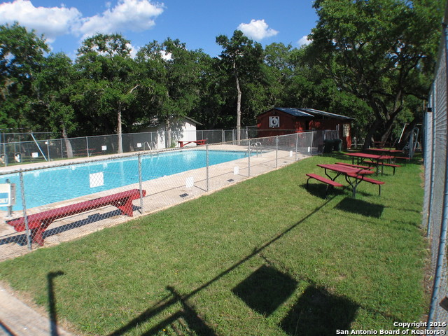 526 Tamarack Dr Property Photo 24