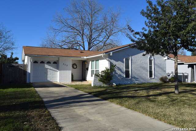 313 Nell Deane Blvd Property Photo 3