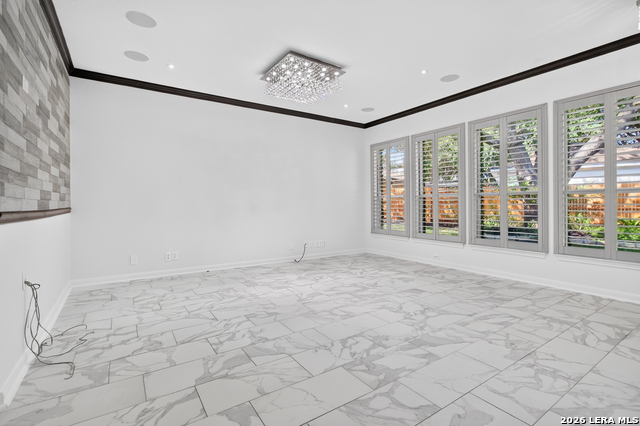2407 Enfield Grove Dr Property Photo 2