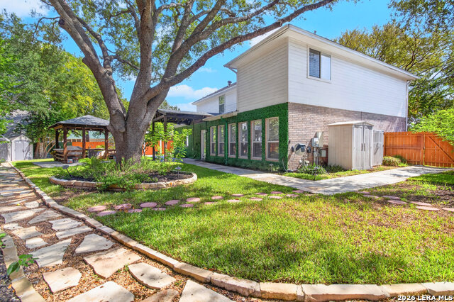2407 Enfield Grove Dr Property Photo 41