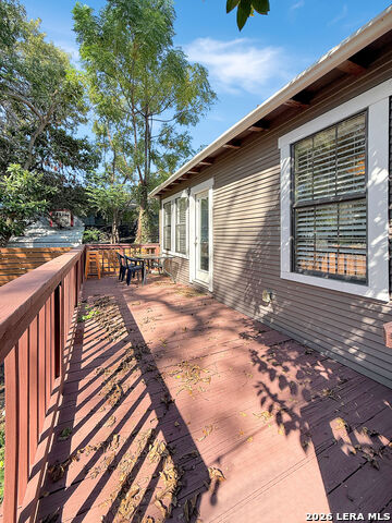 608 E Mistletoe Ave Property Photo 18