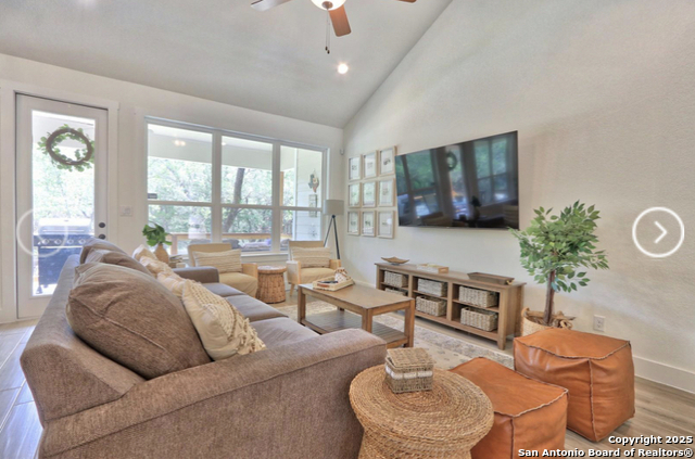 1269 Lavaca Property Photo 3