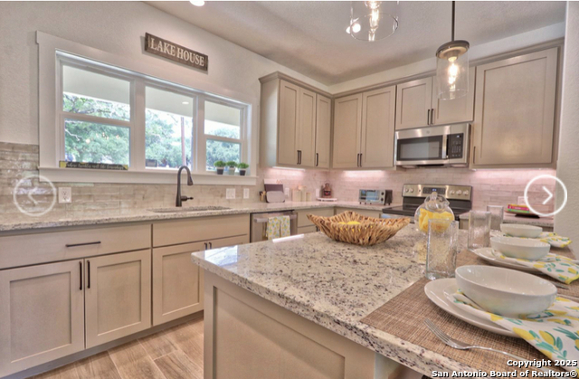 1269 Lavaca Property Photo 11