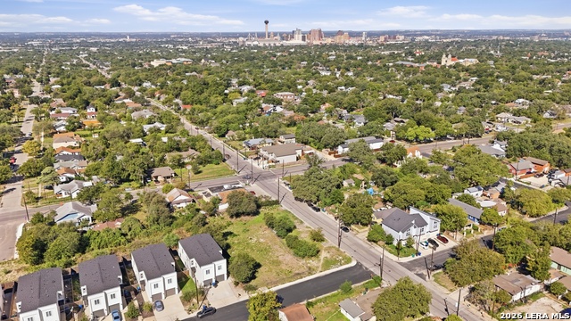 1000 Porter St Property Photo 2