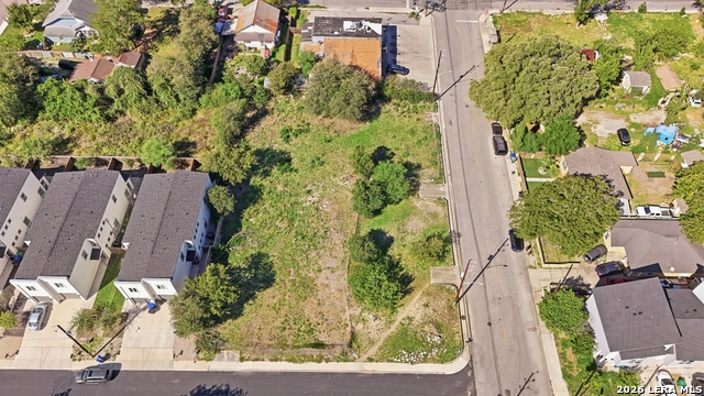 1000 Porter St Property Photo 10