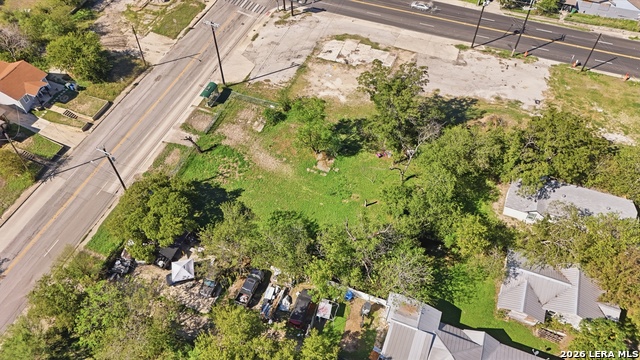 2611 E Commerce St Property Photo 6