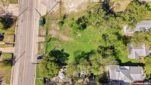 2611 E Commerce St Property Photo 11